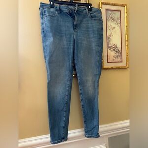 AMERICAN EAGLE next level stretch JEGGING light denim